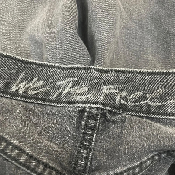 Free People Blossom High Rise Distressed Rigid Jeans in Black Size 27 - Picture 10 of 14